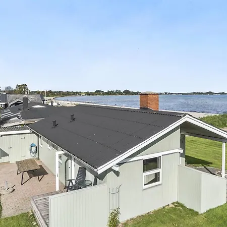 Assarina - 15m From The Sea By Interhome